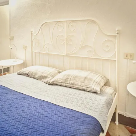 Via Vecchia Apartment *